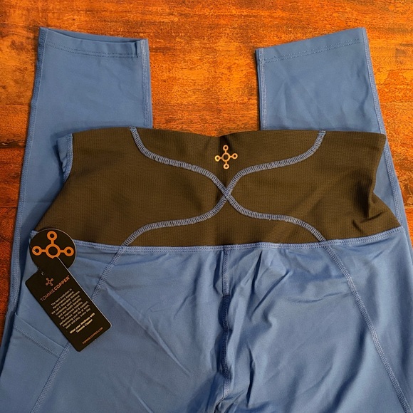 Blue Women's High-Waisted Leggings - Picture 6 of 7